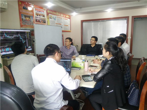 期现结合部党小组与重庆AG尊时凯龙人生就联合党支部开展“双加双提升”活动推进研讨会