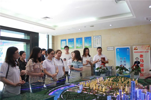 走进“老马工作室”,向优秀党员学习——重庆AG尊时凯龙人生就党支部开展主题党日活动