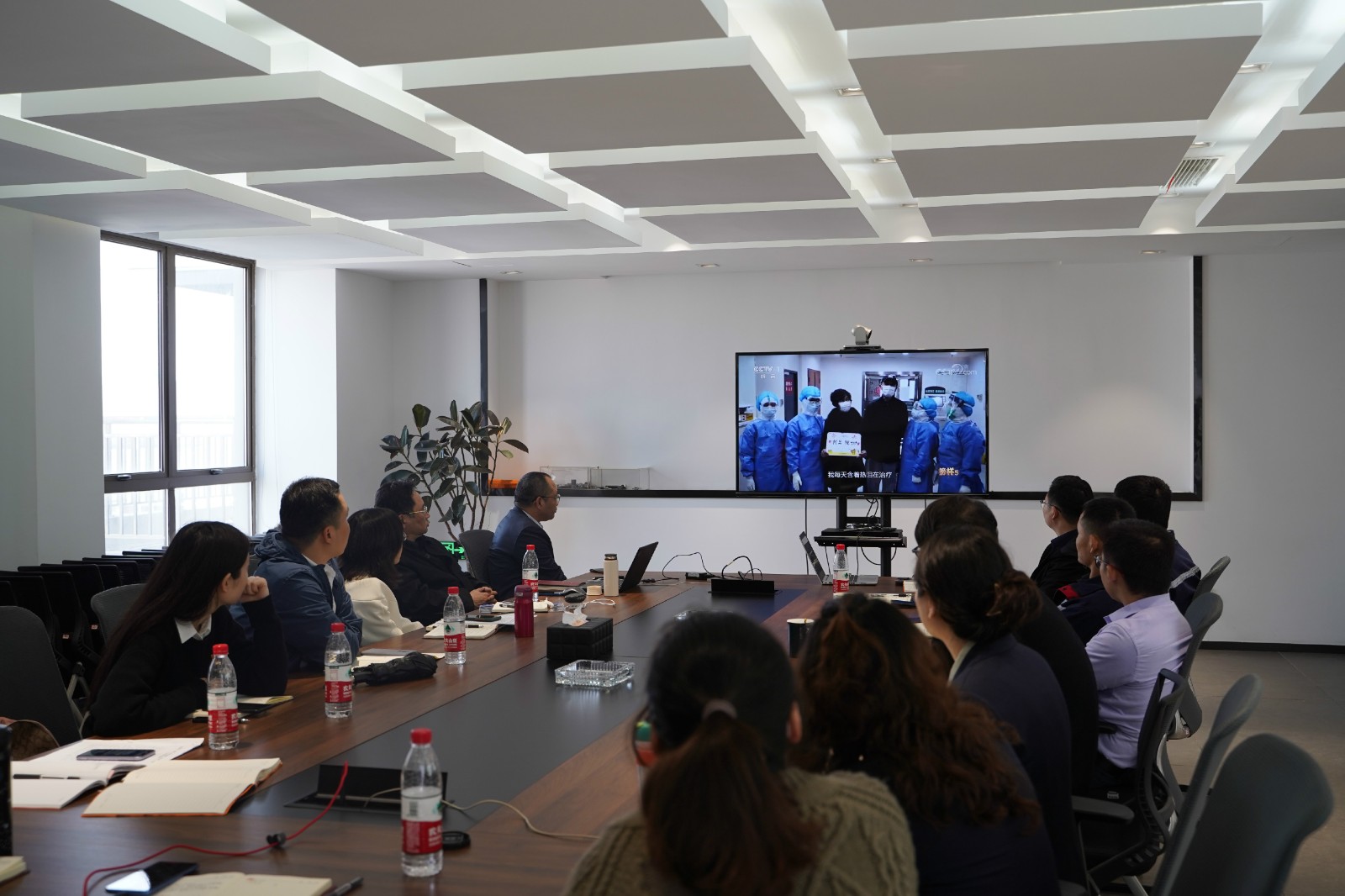 献礼建党百年 | 回溯精神根脉,感受涌动初心——党史课堂开到生产一线