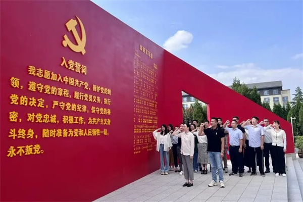 党史共学催奋进,业务同研促发展——益光国际事业部党支部与常州市宏豪制钢有限公司党支部开展党建共建活动