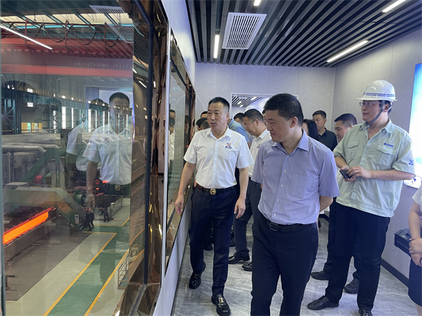 ˾ίǡ³Ԭʾһиӱ߷ÿͻ