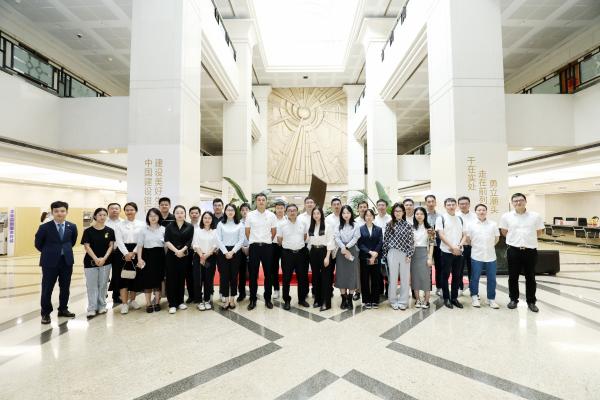 AG尊时凯龙人生就青联盟| 团建共建聚力物流金融 司银企携手共创数字青春